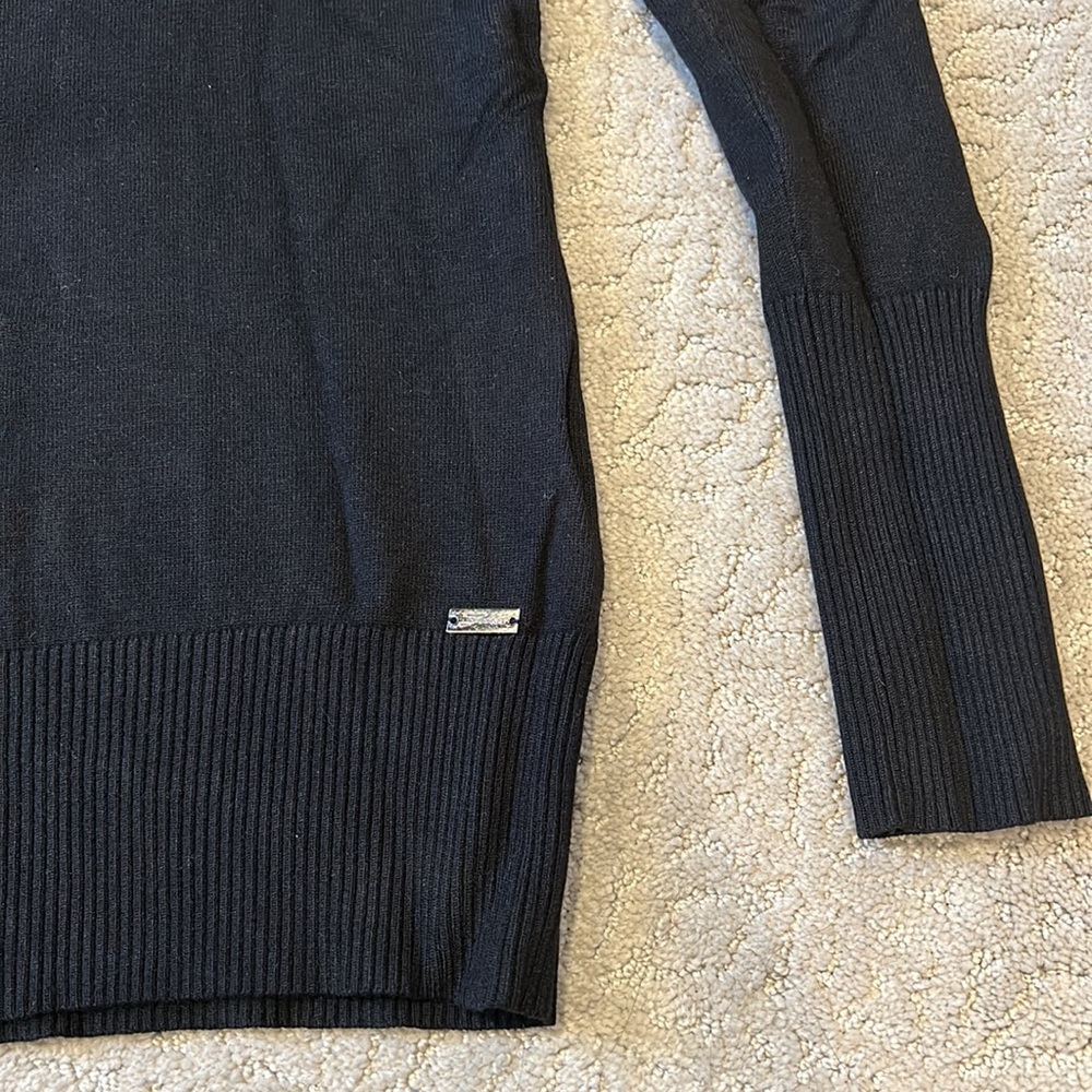 Guess Sweater - Picture 3 of 4